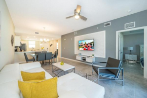 3180-305MN STOREY LAKE, CONDO 2/2 POOL VIEW